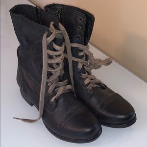 Steve Madden Trooper Boots